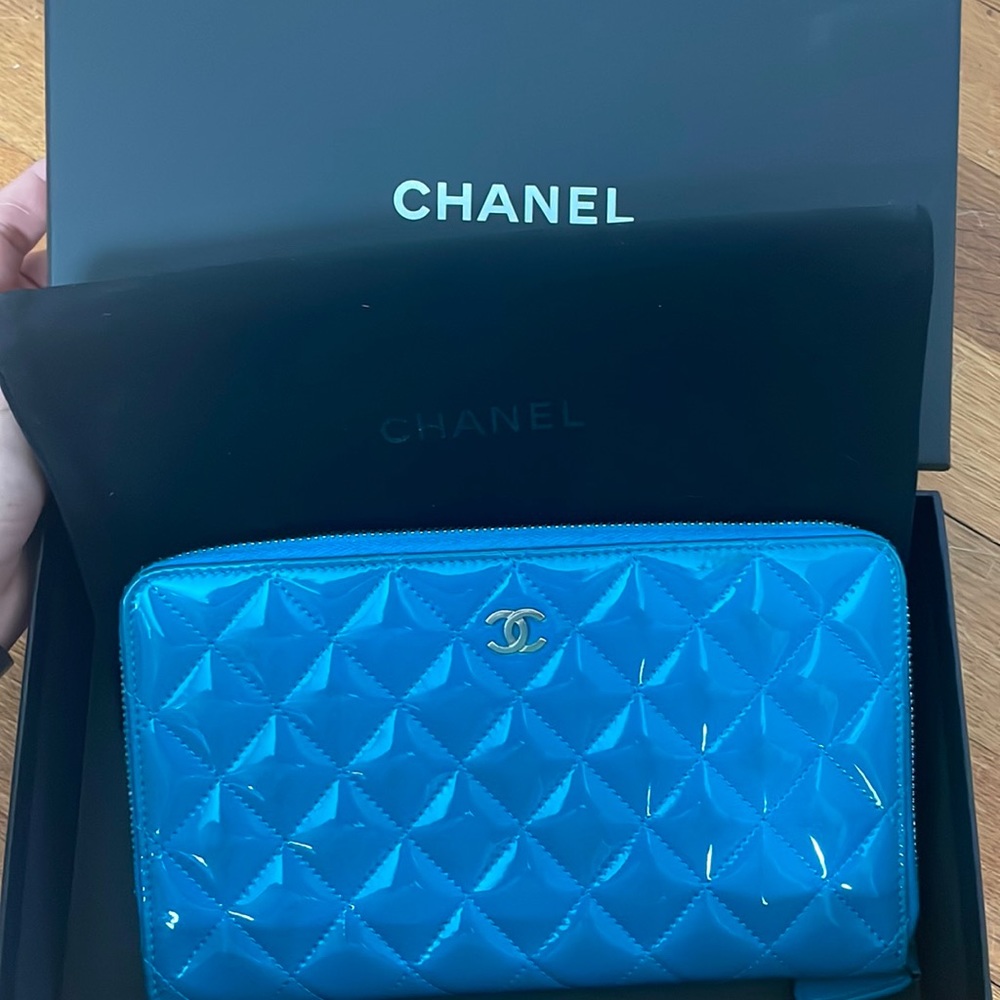 Used CHANEL gusset continental quilted patent blue leather zipper zippy wallet